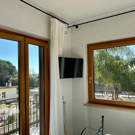 Guest house Paradise Palmera 4*
